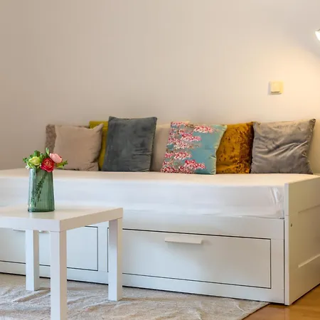 House Grmoja Daire *
