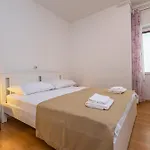 House Grmoja شقة Baška Voda