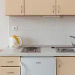 House Grmoja 아파트 *