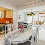 House Grmoja 아파트 바스카보다