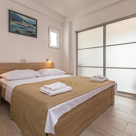 House Grmoja Апартаменты