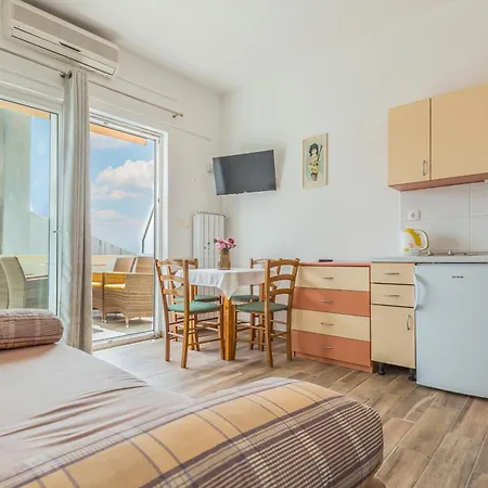 House Grmoja * Baška Voda