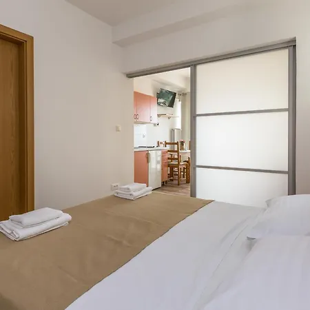 House Grmoja * Baška Voda