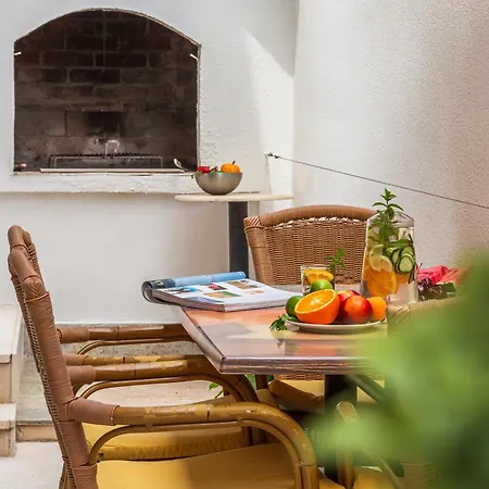 House Grmoja Daire Baška Voda