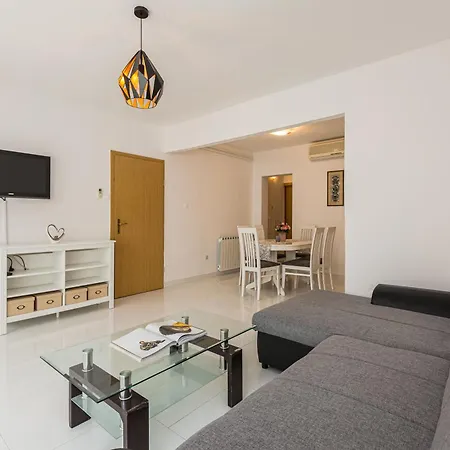 House Grmoja Baška Voda