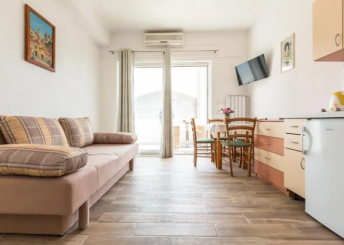 House Grmoja * Baška Voda