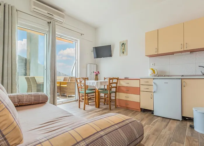 House Grmoja * Baška Voda