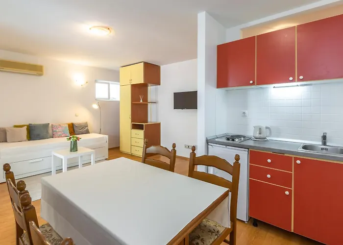 House Grmoja Apartamento Baška Voda