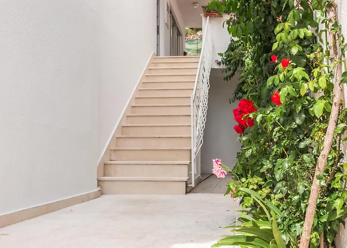 House Grmoja Apartamento Baška Voda