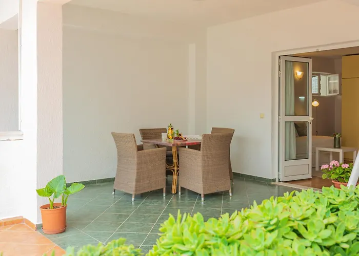 House Grmoja Apartamento Baška Voda