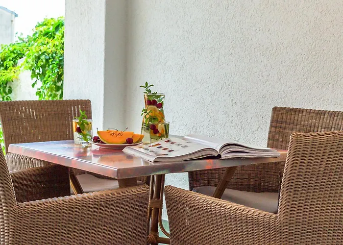 Apartamento House Grmoja *